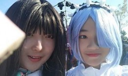 女扮男装网红吃瓜视频,揭秘网络红人幕后生活